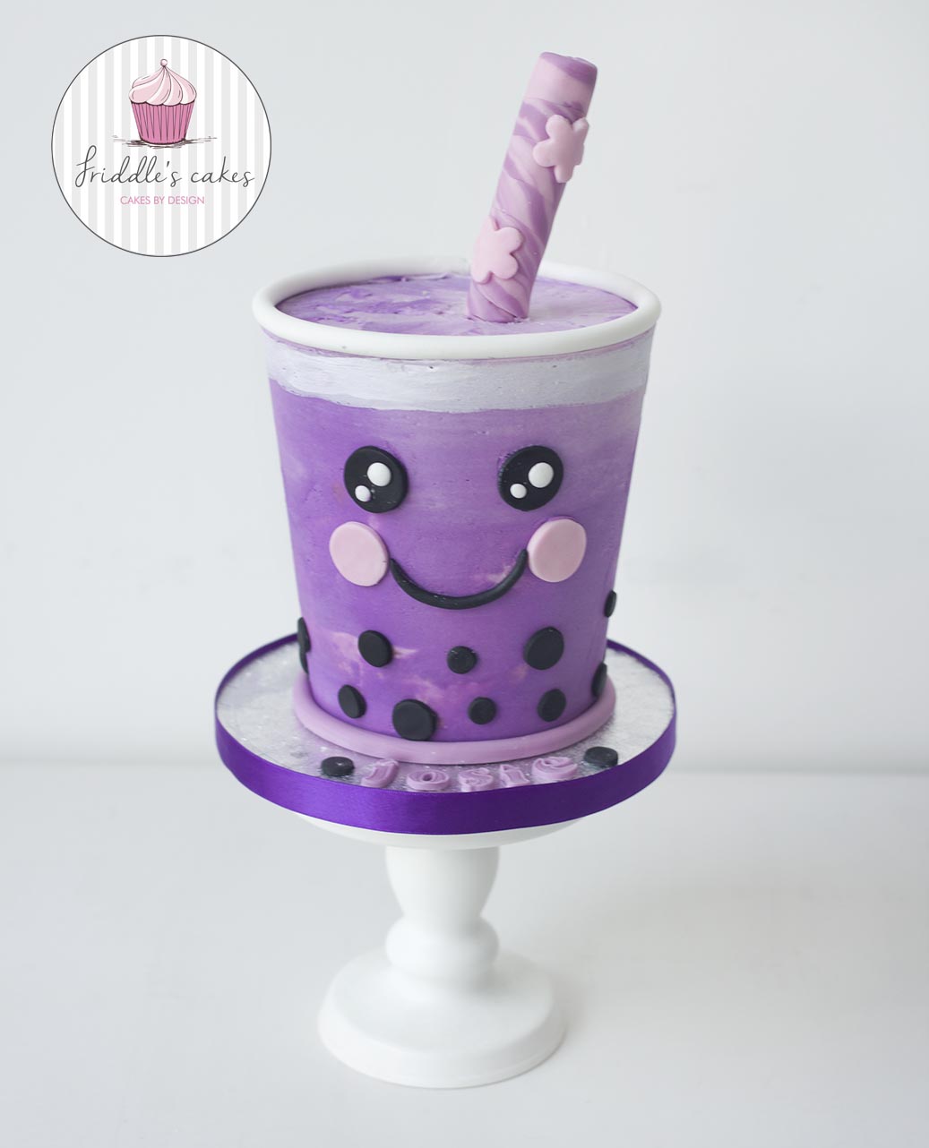 10 Mad Hatter Cake Ideas From Alice in Wonderland · The Inspiration Edit